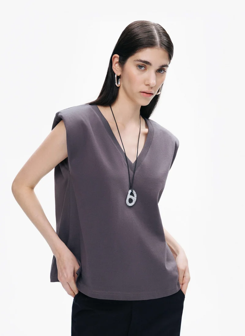 نوكتورن تيشيرت مبطن بياقة على شكل حرف